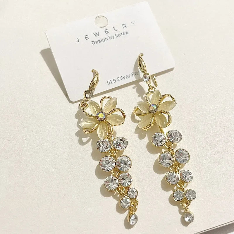 Elegant Zircon Flower Earrings