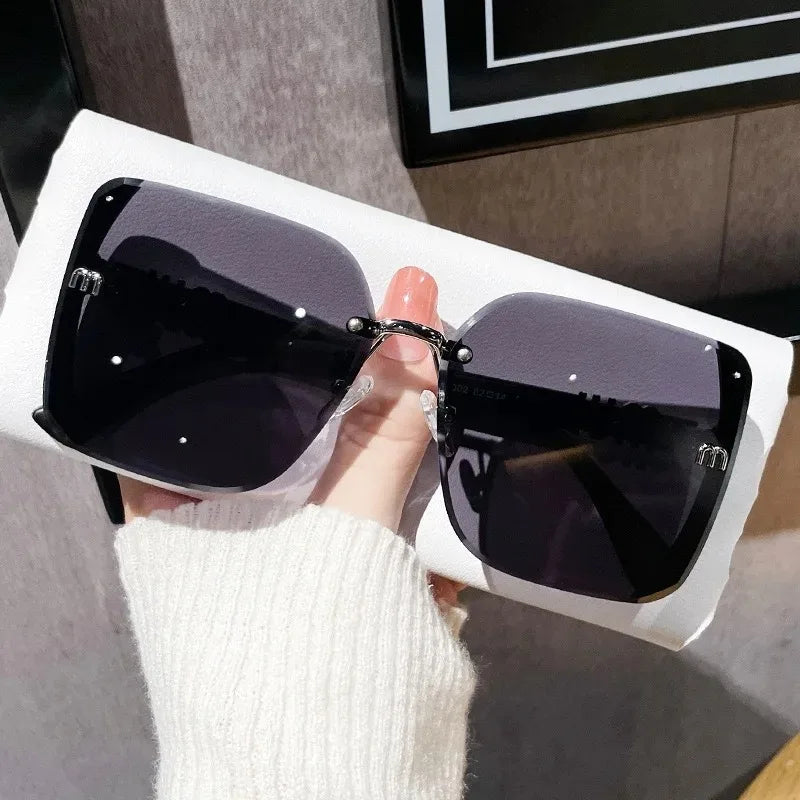 Women’s Vintage Square Sunglasses