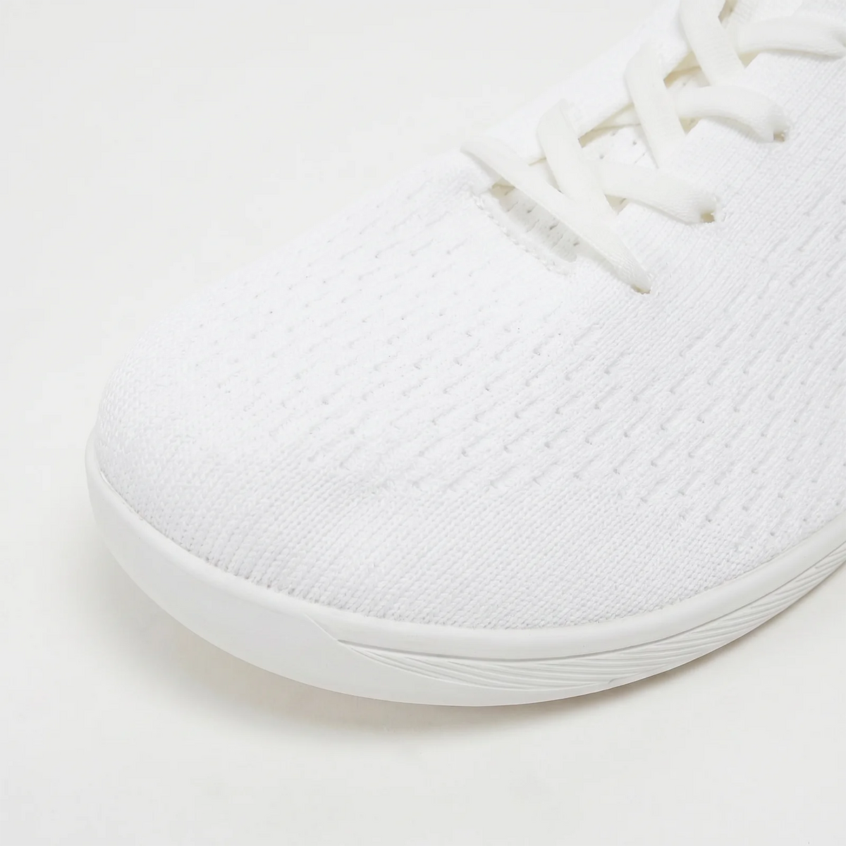 Women’s Lightweight Mesh Shoes