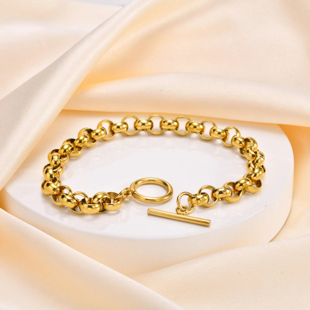 Women’s T-Bar Link Bracelet