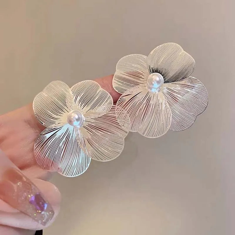 Vintage Metal Flower Stud Earrings