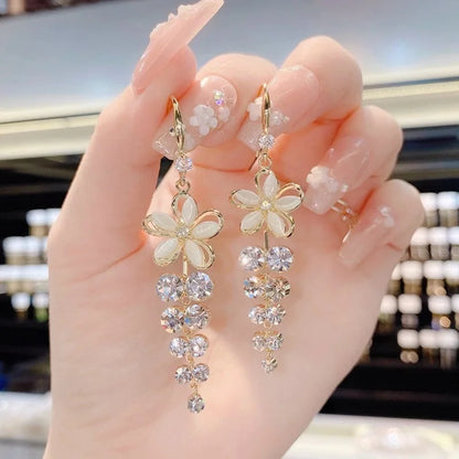 Elegant Zircon Flower Earrings