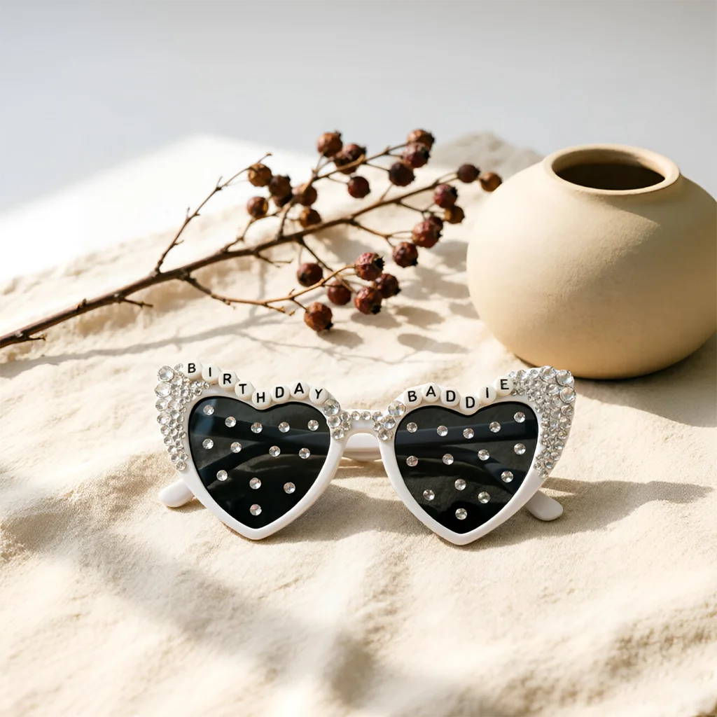 Pearl Decor Heart Sunglasses