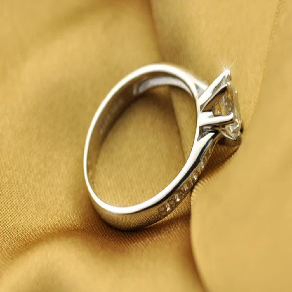 Women’s Sterling Silver Ring